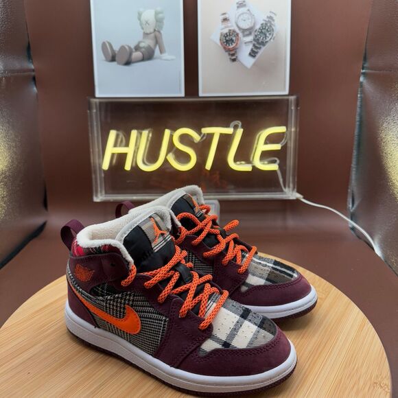 Jordan 1 Mid SE Night Maroon Black White Total Orange (PS) Size 12C